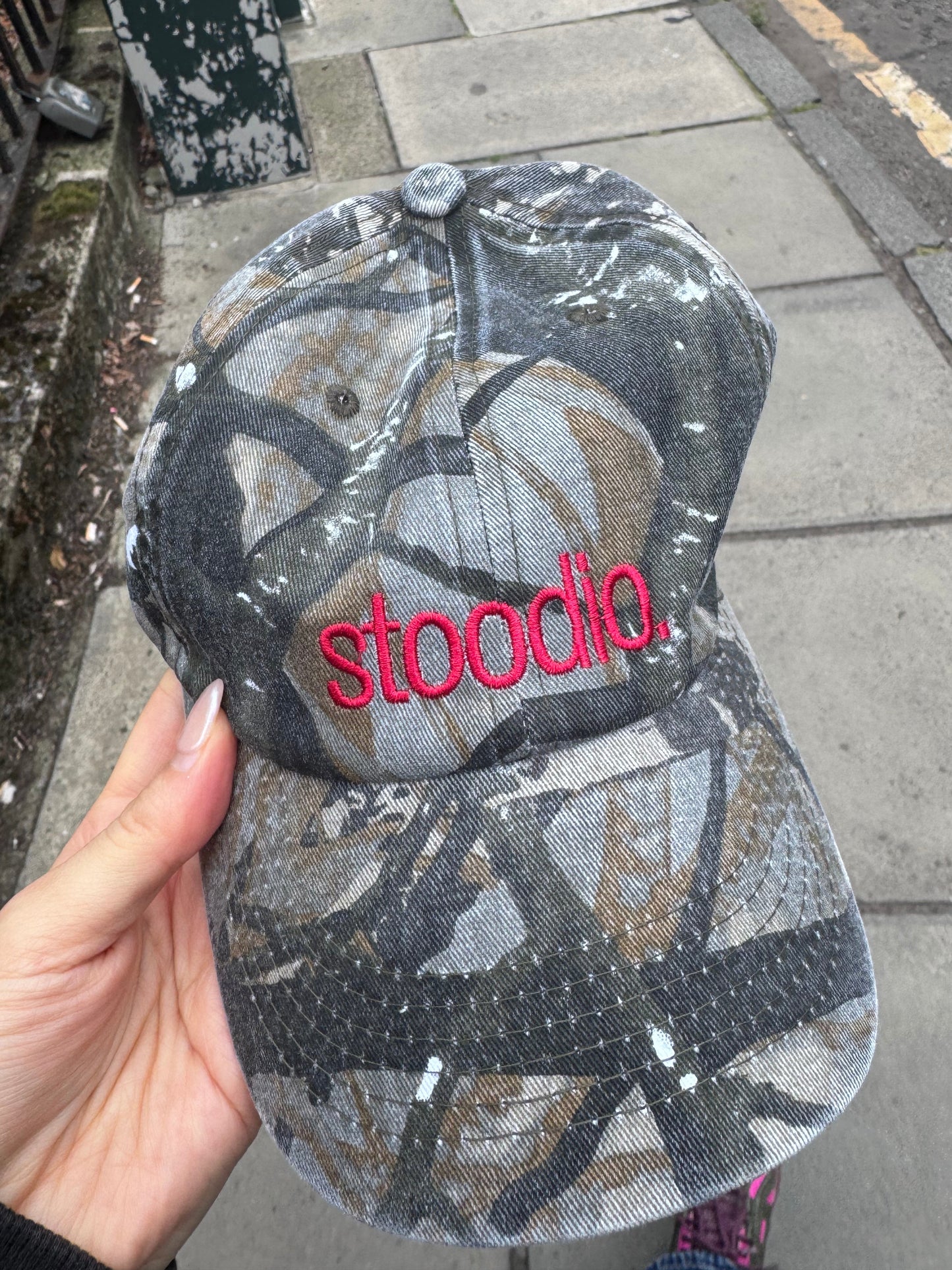 excloosive stoodio.merch cap💋 COMING SOON