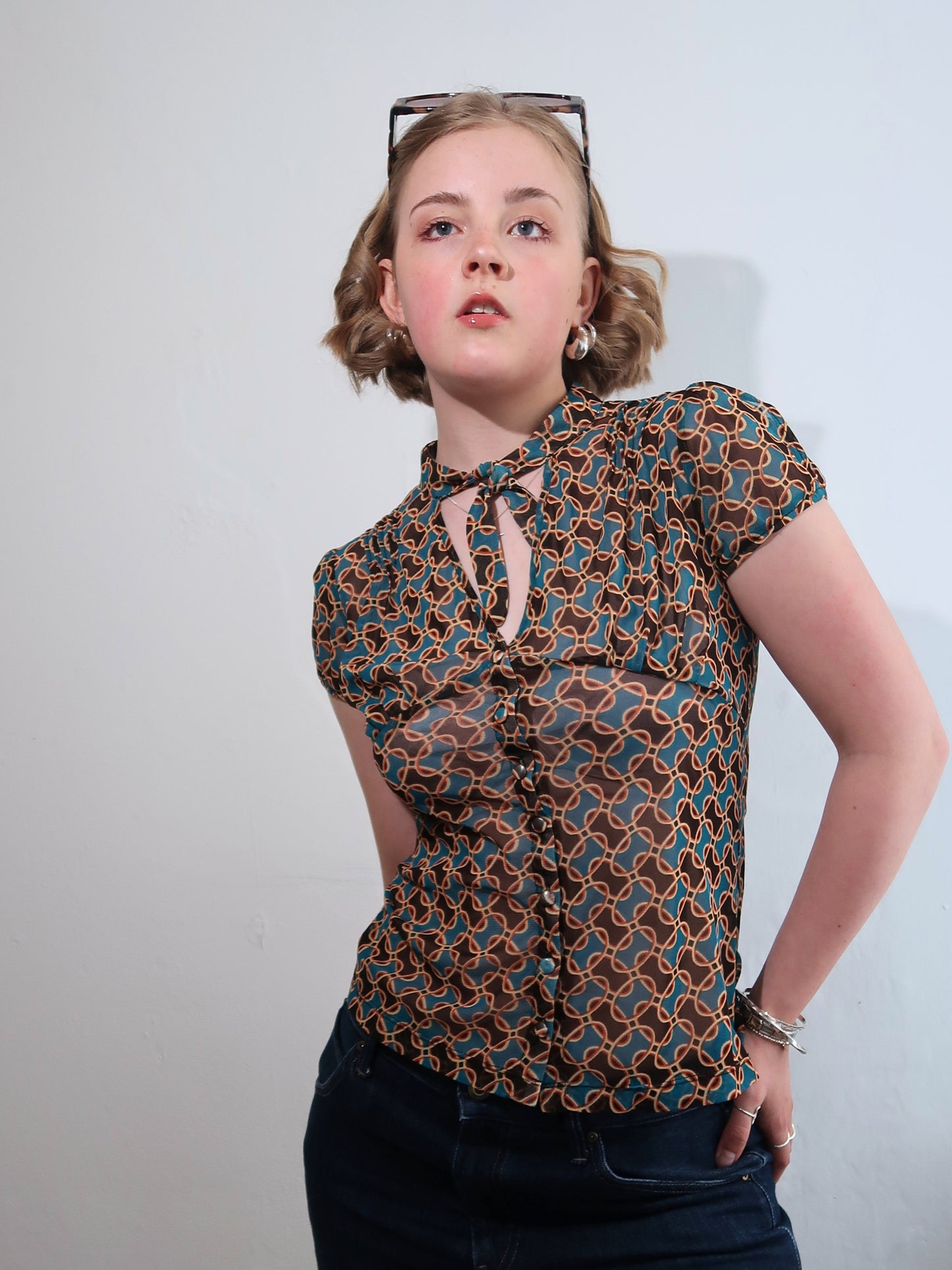 A063: “70s fever” | sheer blouse with v neck
