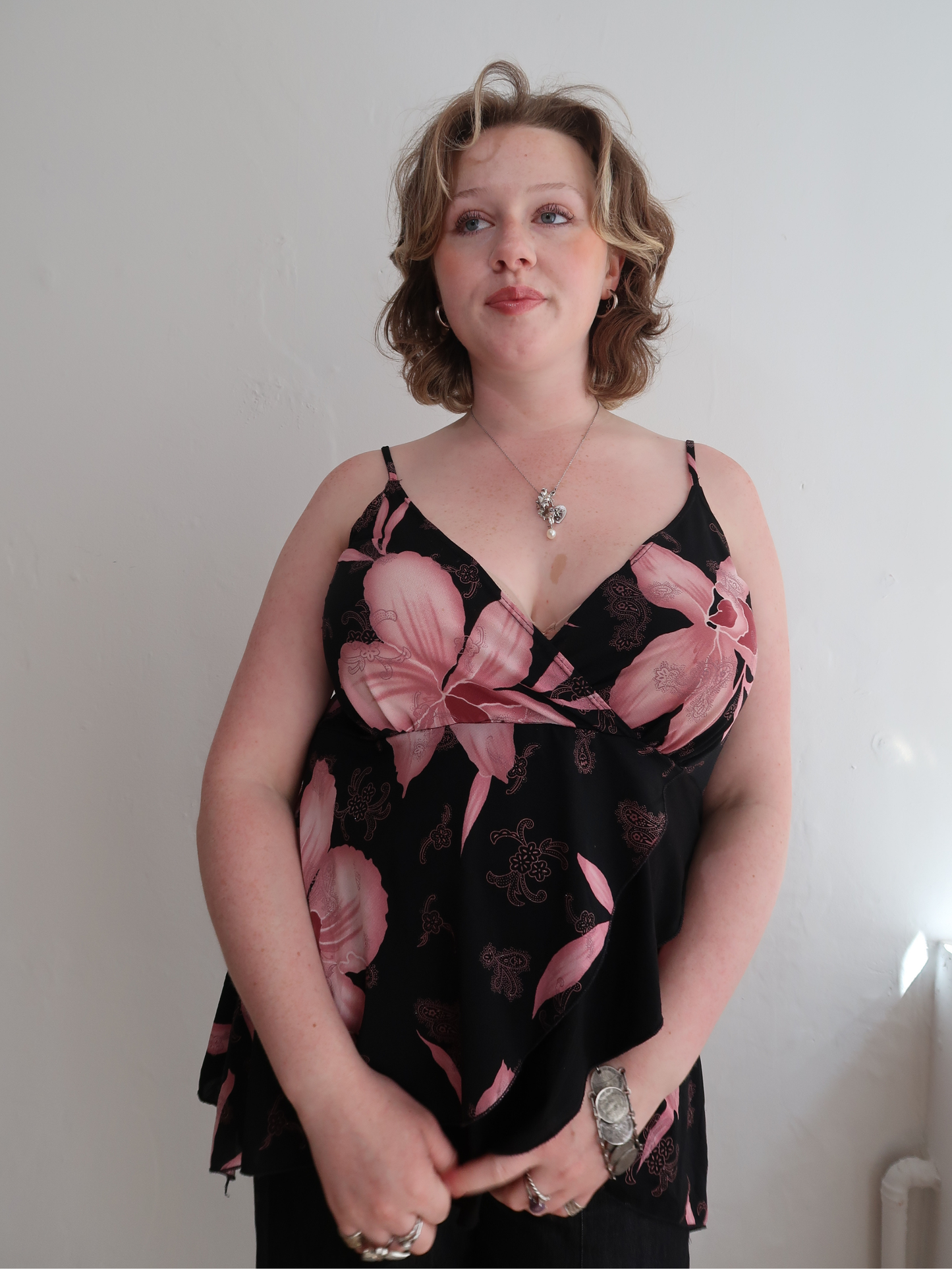 A040: “midnight flower” | black and floral strappy cami