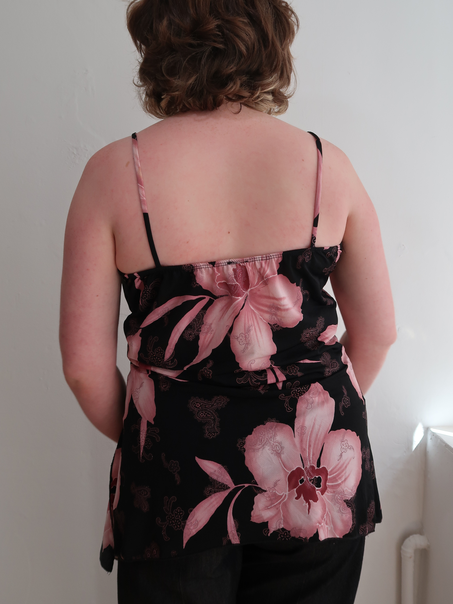 A040: “midnight flower” | black and floral strappy cami