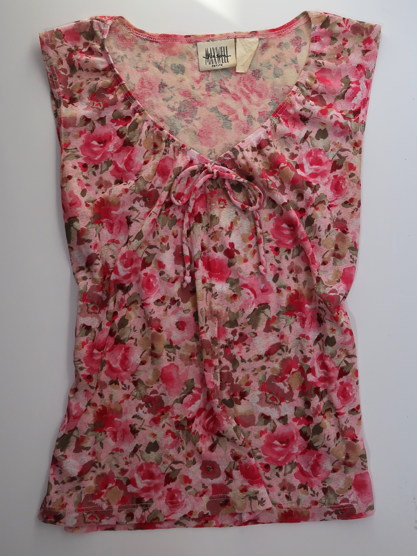 A002: “she’s a country flower” | vintage pink floral top