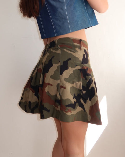 B004 - lara croft camo mini skirt with a cheeky wee pocket xx