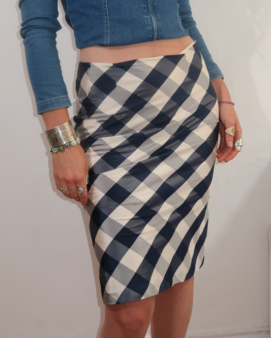 A072 "picnic at tihttps://admin.shopify.com/store/stoodio-edi/productsffanys" | vintage chloé checked midi skirt