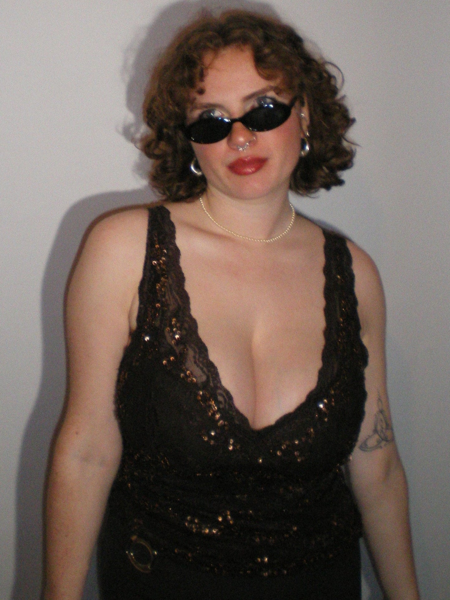A090: “her name is serena” | Y2K embellished lace sequin top - brown