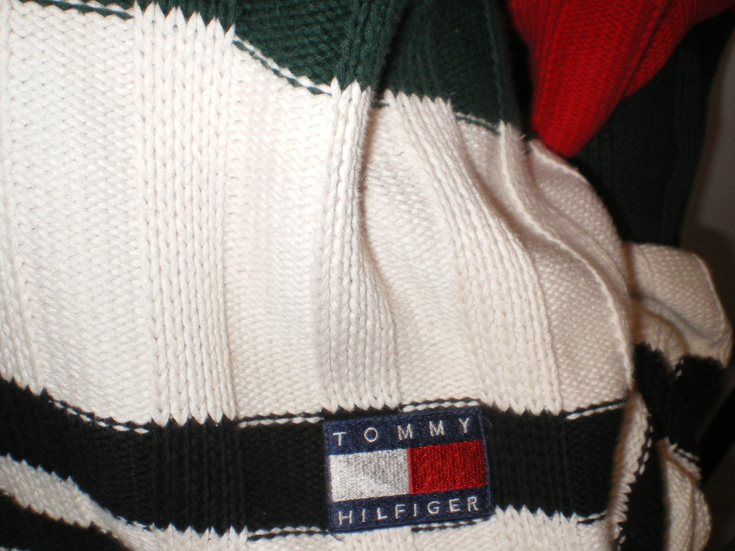 A086: RARE Tommy Hilfiger Heavy Knit