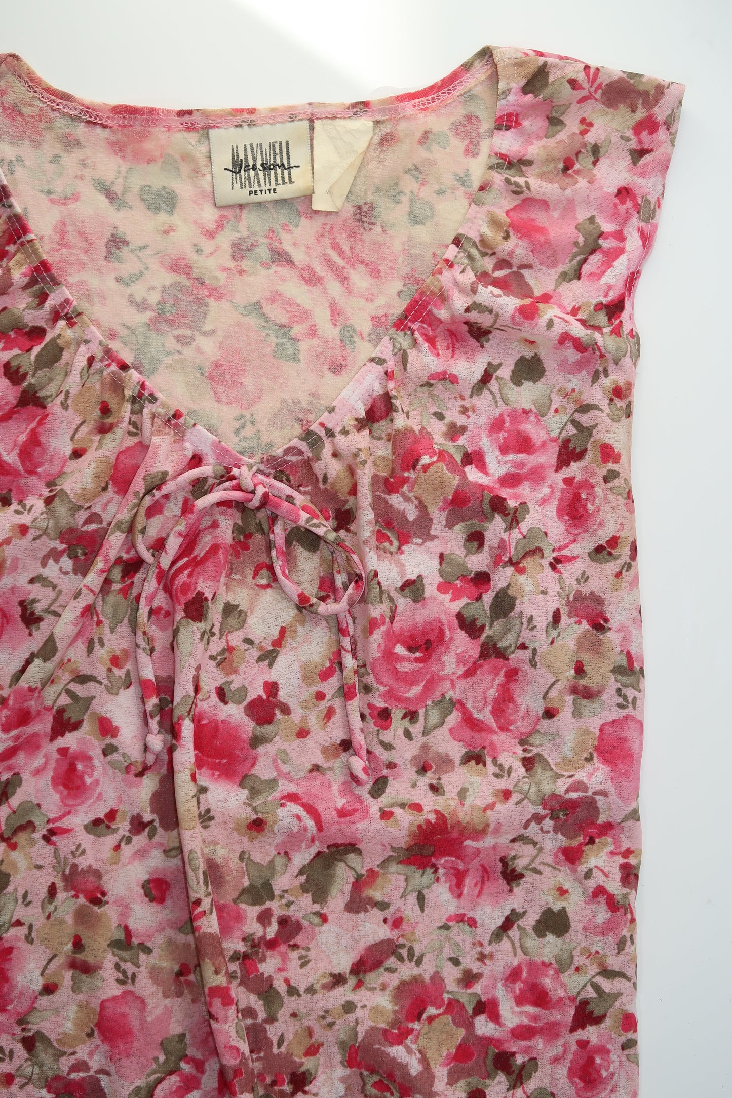 A002: “she’s a country flower” | vintage pink floral top