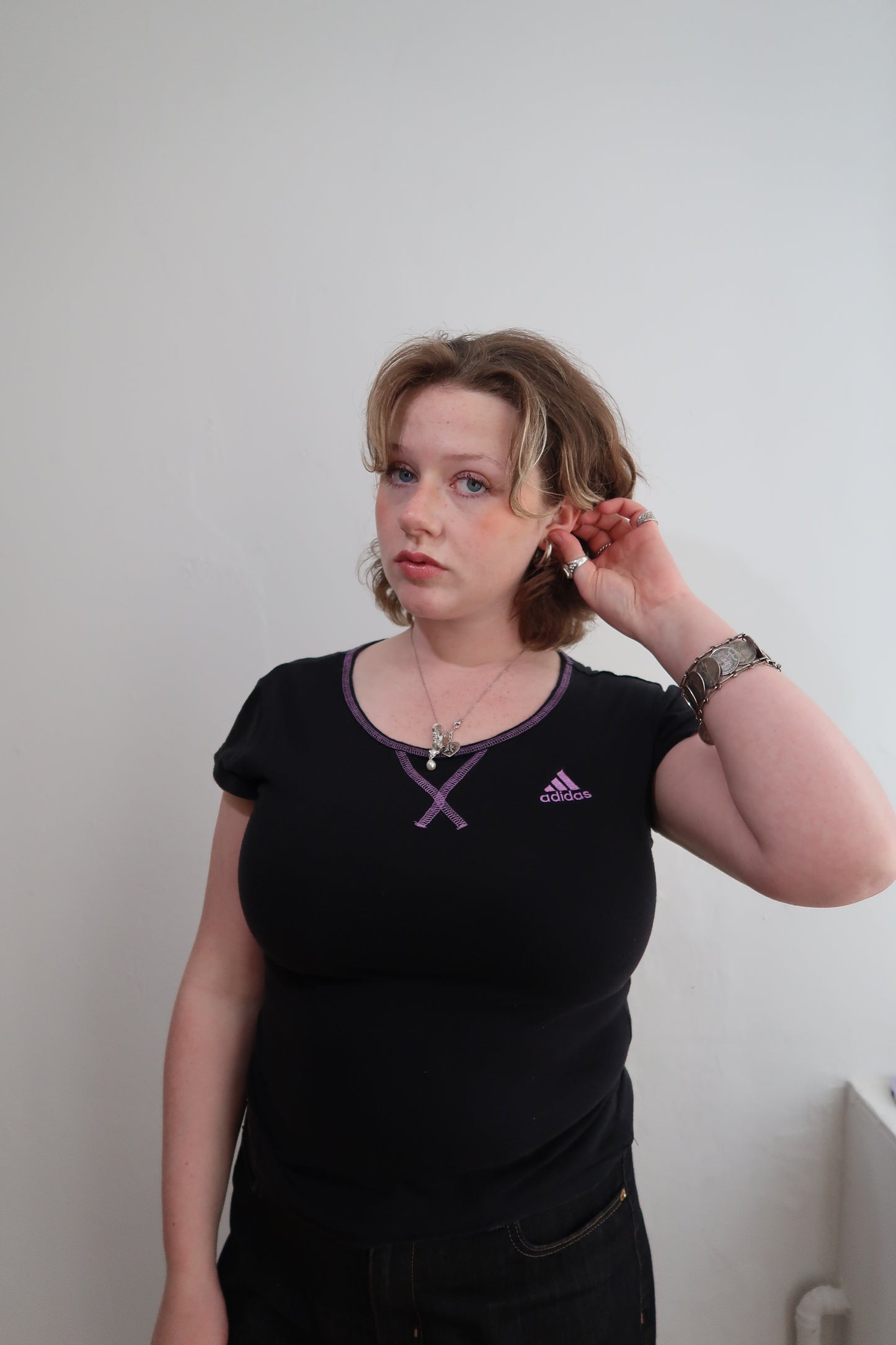 A018: “sporty spice” | adidas black tee with purple hem